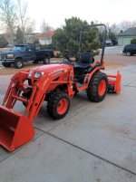 Tractor_01.jpg