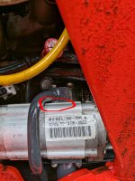 hydraulic-pump-connection-leak.jpg