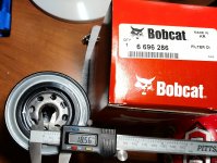 BobcatOilFilter6696286.jpg