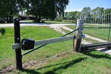 Gate repair 1.jpg