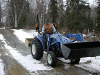 636585-Unloading Big Blue.jpg