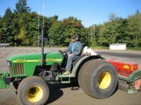 big-roll-sod-tractor-pull-300x223.jpg