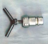 Homemade Tool Attaches To Loader's Female Quick Couplers.jpg
