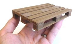 3D-printed-EUR-pallet-scale-model.jpg