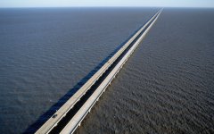 201009-w-bridges-pontchartrain.jpg