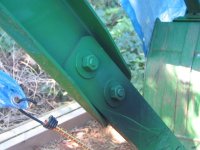 715820-210bolts_0002 (400 x 300).jpg