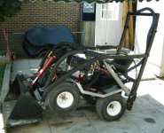 716005-small tractor 002 001.jpg