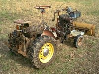 837307-tractor (Small).jpg