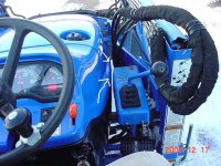 790818-Laoader valve clearance 2.jpg
