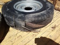 trailer tire blown 2.jpg
