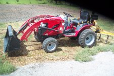 Tractor.JPG Tractor.JPG