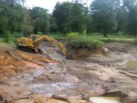 9-5-16 CAT Bucket Marks On End Of Island.jpg
