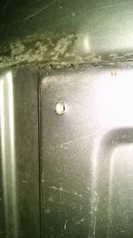 Hitch box - Nutsert in truck.jpg Hitch box - Nutsert in truck.jpg
