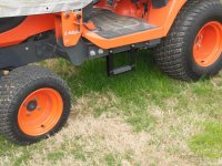 Tractor step.jpg Tractor step.jpg