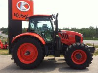 Kubota M7.jpg