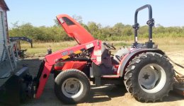 Tractor.jpg Tractor.jpg