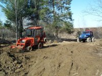 637902-tractor.JPG