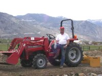 637994-tractor02.jpg