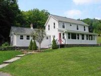 841708-farmhouse2.jpg