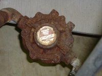 682990-sprayerpump.JPG