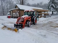 tractor_snow.jpg