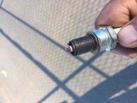 737 plug.JPG