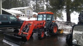 Tractor Front L.jpg Tractor Front L.jpg