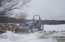 799096-TractorWood.jpg