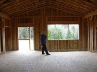799575-barn-lr.jpg