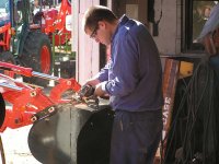 763438-grinding.jpg