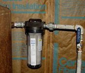 water filter install 11-3-06.jpg