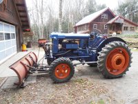 Fordson snow blade left.JPG
