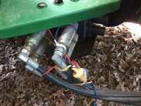 04 JD 5205 Hydraulic Distribution 03.jpg