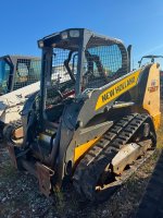 2018 New Holland C227 Compact Track Loader (A61306)