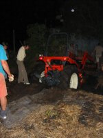 641716-Tractor clean up 016.jpg