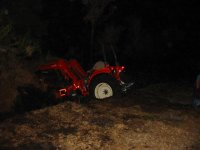 641717-Tractor clean up 007.jpg