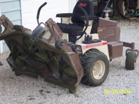 Grasshopper mower, L2050 head 001.JPG Grasshopper mower, L2050 head 001.JPG