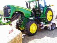 817564-727339-Deere_oops.jpg