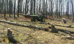 727615-JD4410grapple.jpg