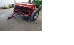 International grain drill T10.jpg