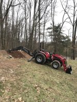 backhoe28 digging dirt.JPG