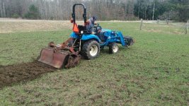 tractor2.jpg