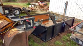 BrushBucket1.jpg