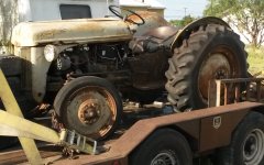 Tractor 1.jpg Tractor 1.jpg