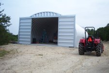 putting up barn_1306.JPG putting up barn_1306.JPG