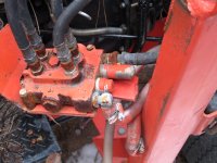 YM155:165 Loader Valve.JPG