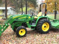 769558-tractor1r.jpg
