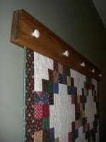 quilt hanger.jpg