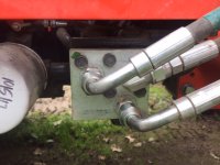 hydraulic port.JPG