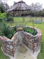 keyhole garden revised.jpg